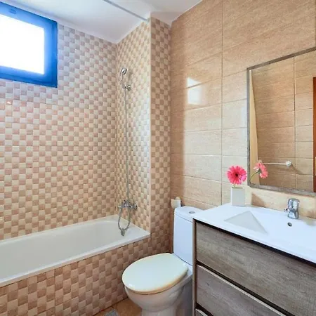 Apartment Urban Oasis In Historic Malaga